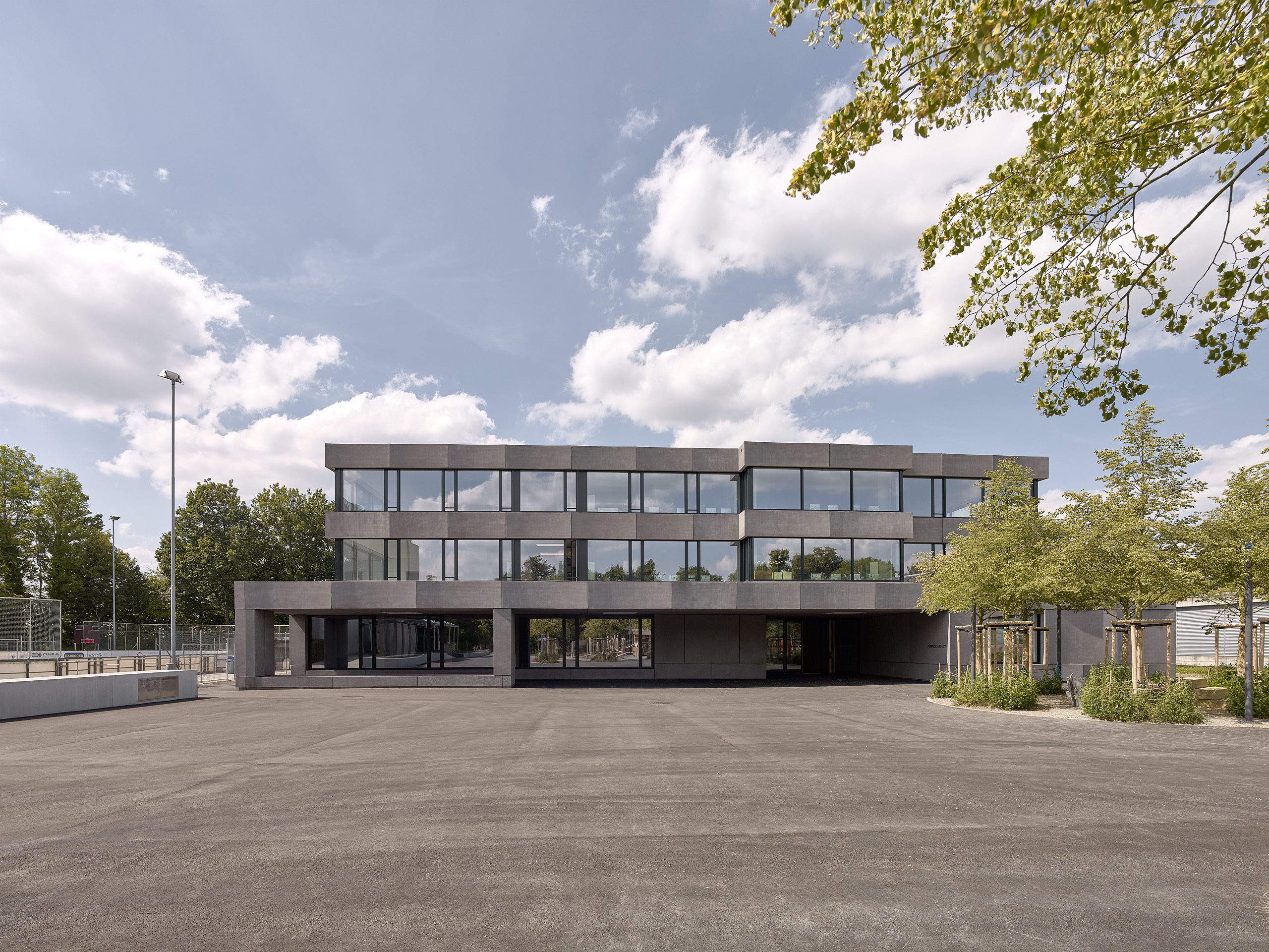 E19708 Alpa 091250p SCREEN